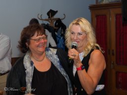 Künstler helfen Kinder - Mit Musik zur Menschlichkeit